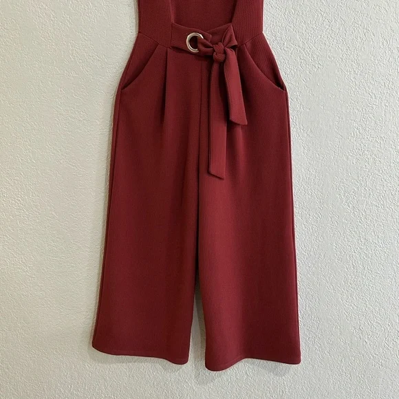 Romeo + Juliet Couture Women’s Burgundy Sleeveless Wide Leg Jumpsuit Size S - Picture 5 of 15